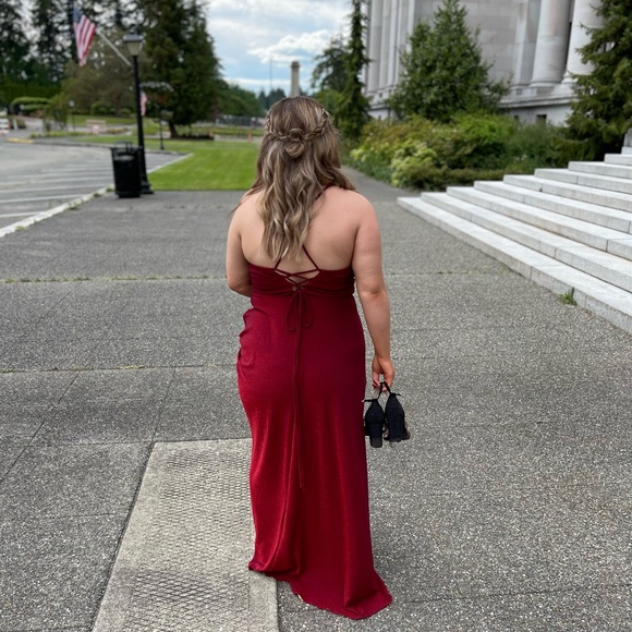 David’s Bridal Formal Dress - Picture 2 of 5